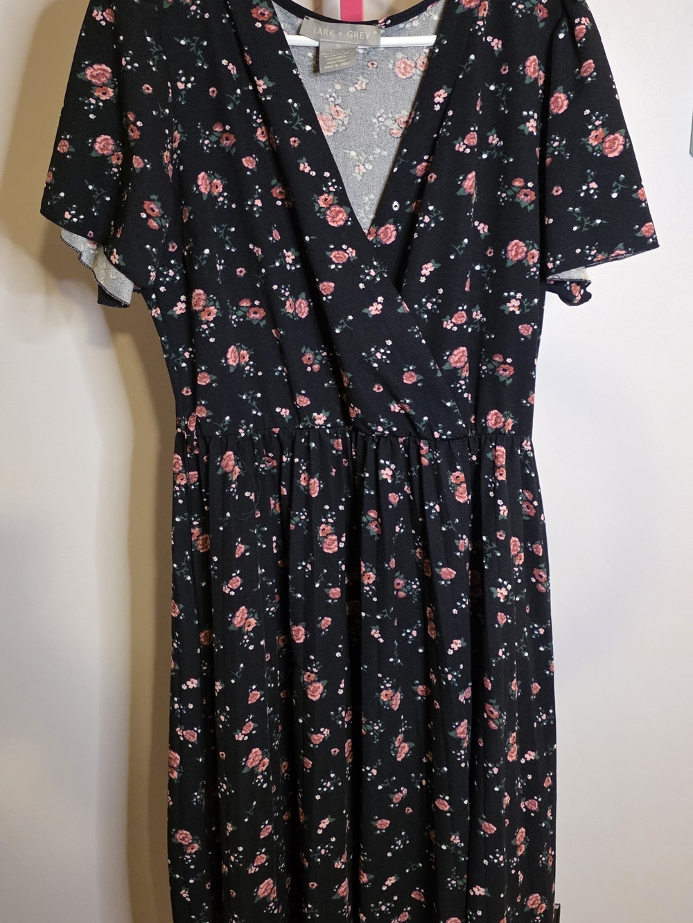 LARK & GREY Black Floral Wrap Midi Dress - Pink Rose Print Sz XL